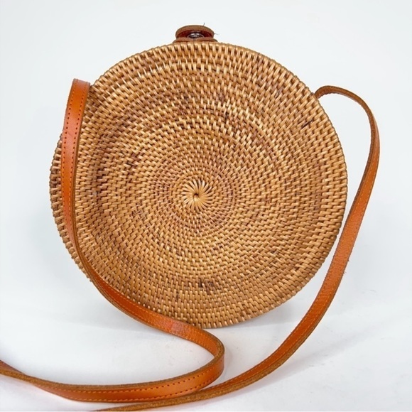 Faithfull the Brand Circle Rattan Crossbody Bag Circle Woven Lined Purse - Picture 4 of 10